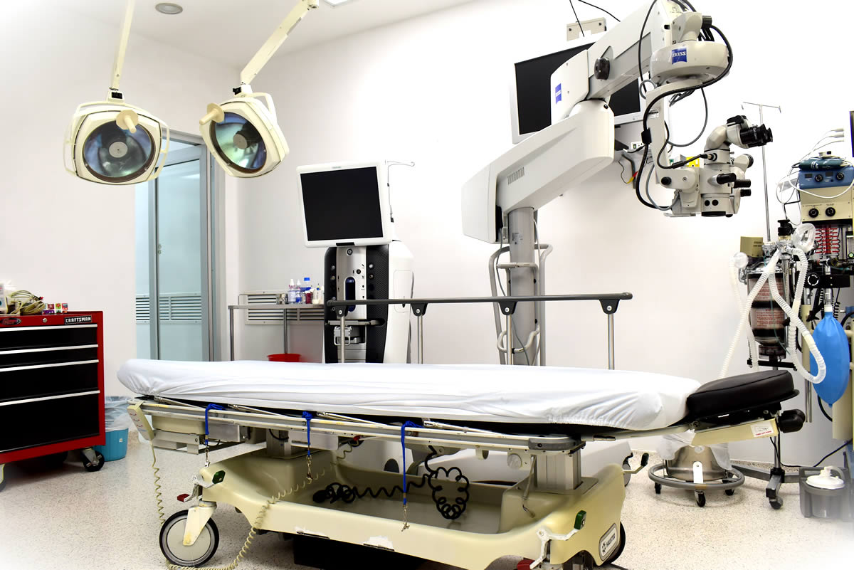 quirofano-centro-oftalmologico-noreste-reynosa